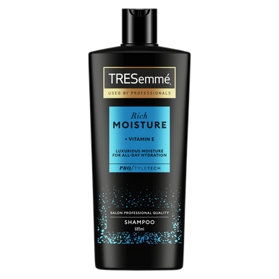 Tresemme Shampoo Rich Moisture 685ml (Imported)